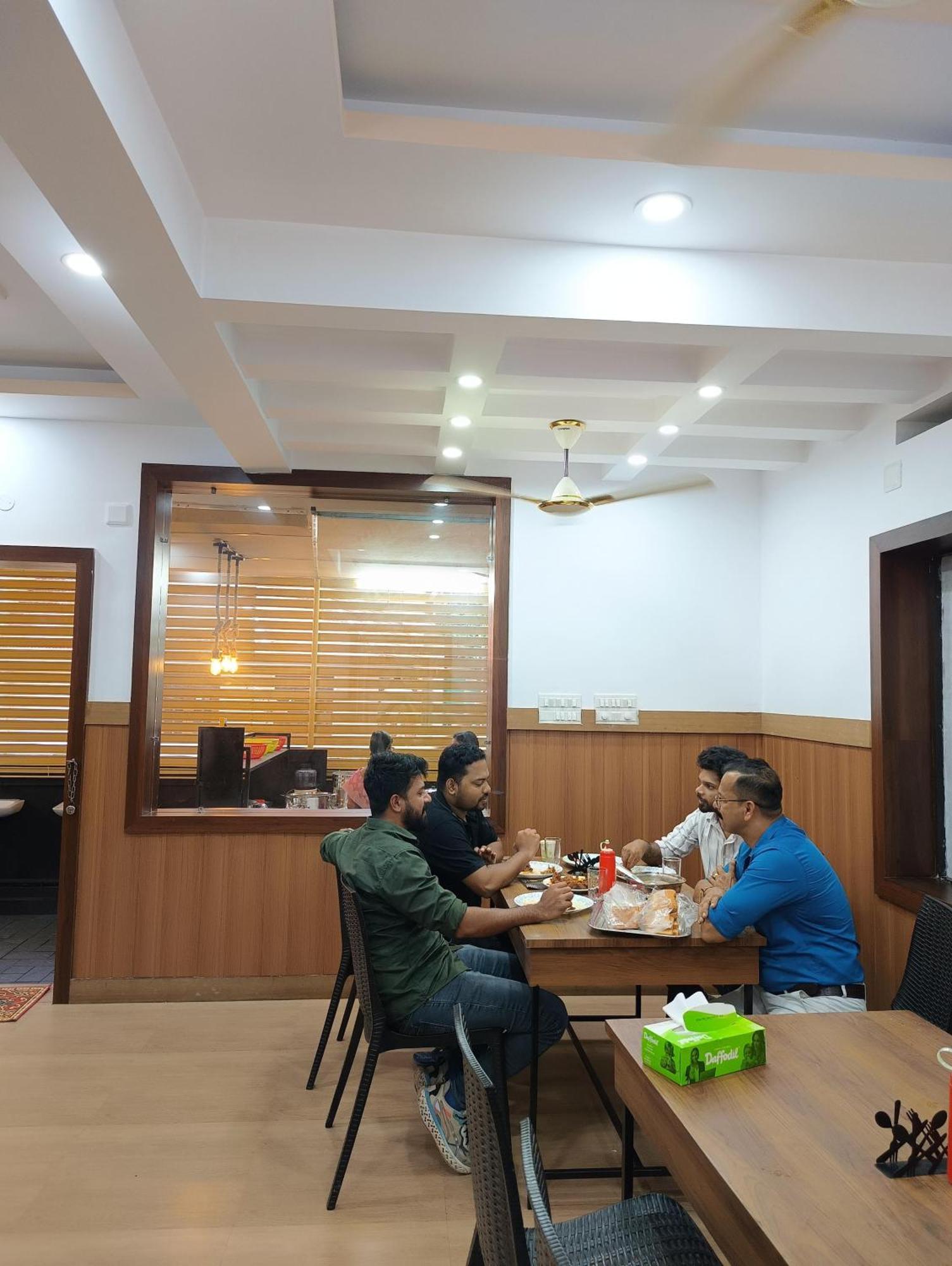 Blue Bell Cochin Airport Hotel Nedumbassery Εξωτερικό φωτογραφία