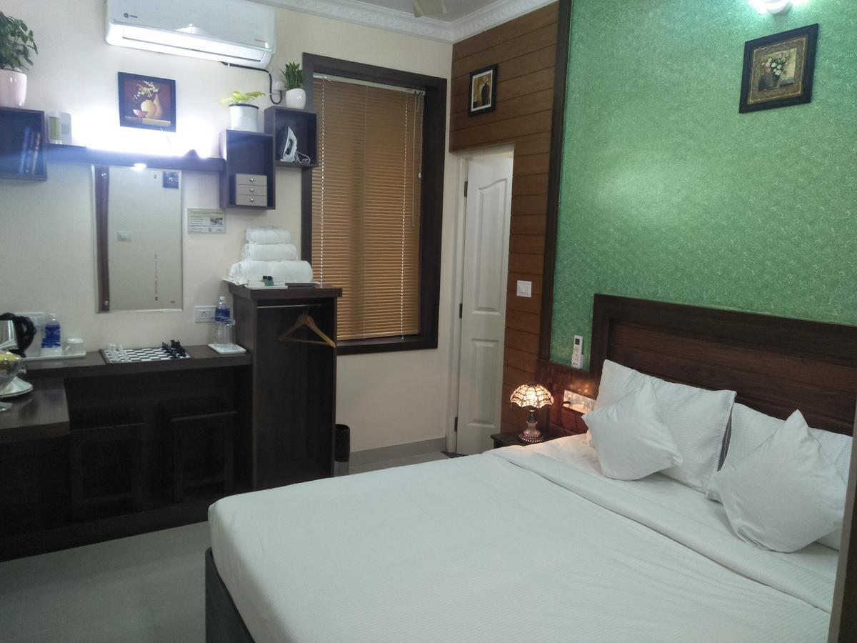 Blue Bell Cochin Airport Hotel Nedumbassery Εξωτερικό φωτογραφία