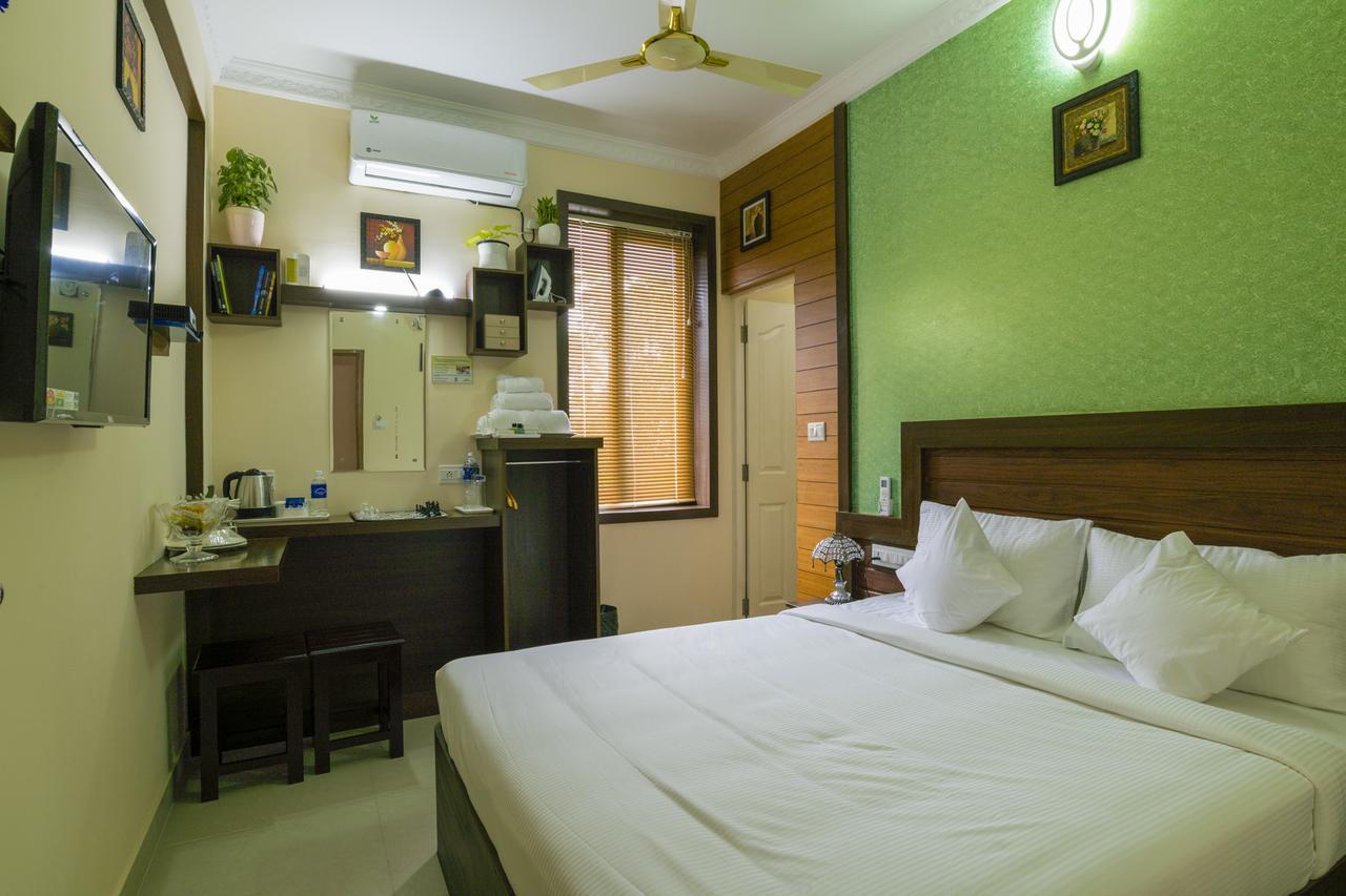 Blue Bell Cochin Airport Hotel Nedumbassery Εξωτερικό φωτογραφία