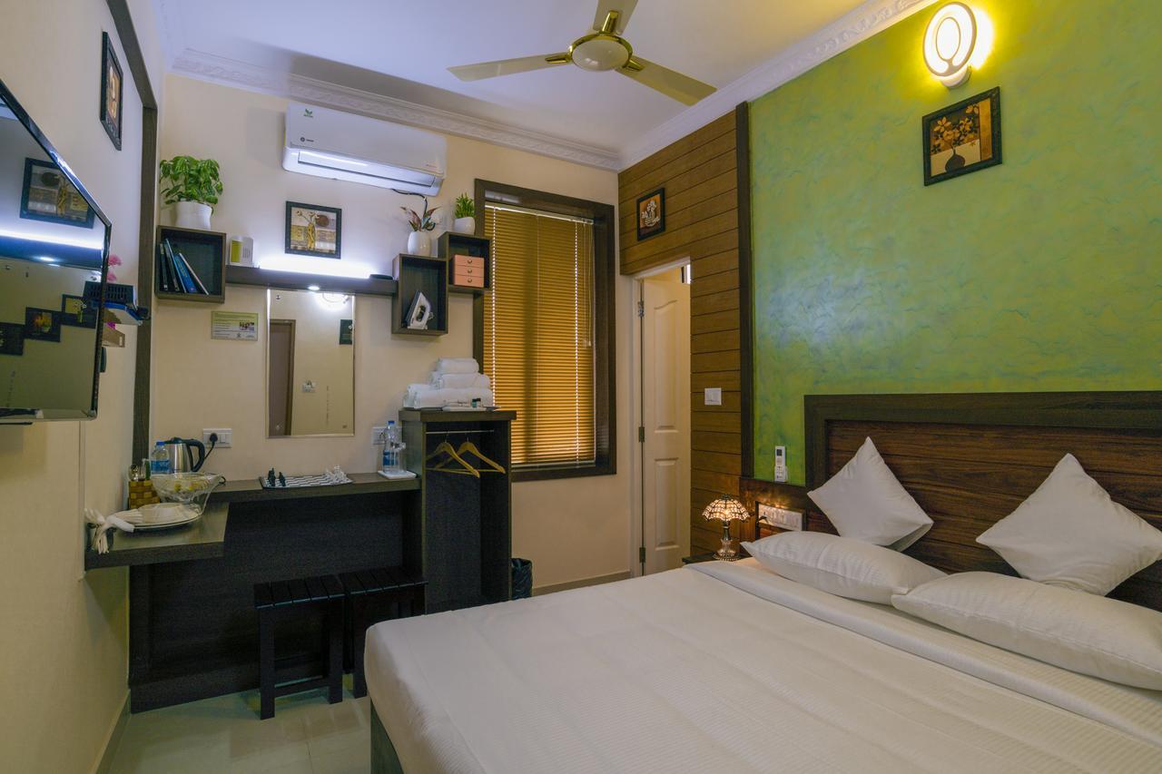 Blue Bell Cochin Airport Hotel Nedumbassery Εξωτερικό φωτογραφία