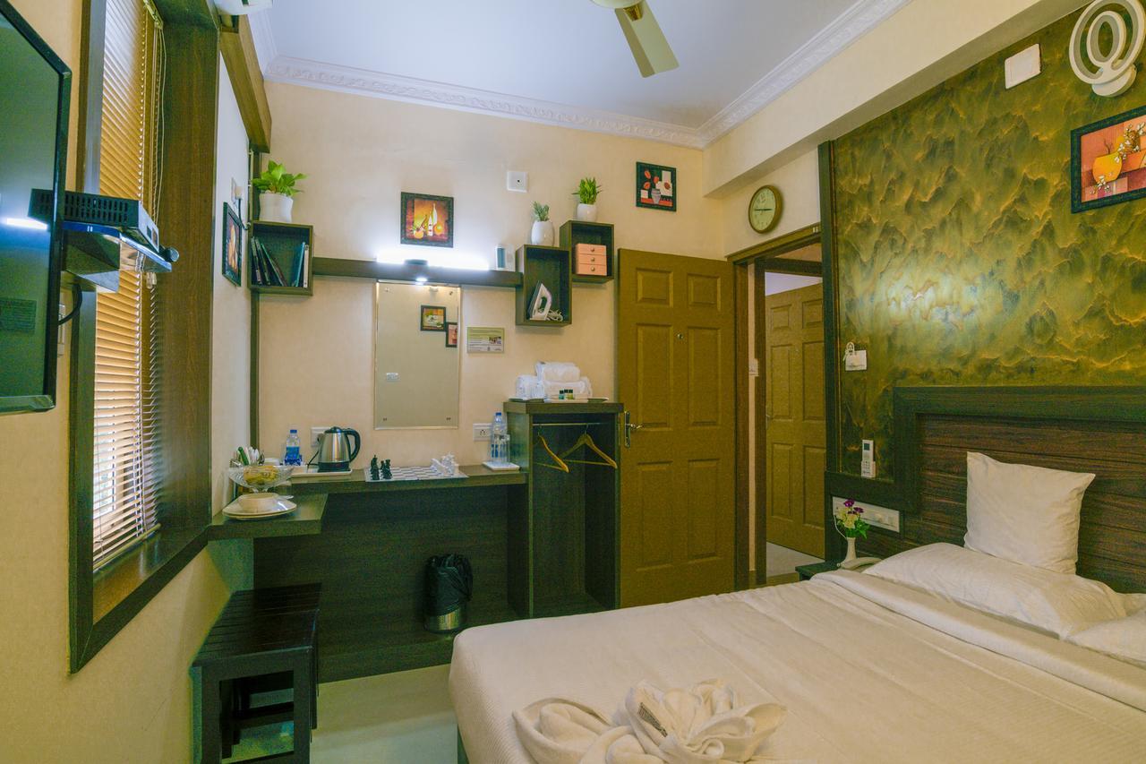 Blue Bell Cochin Airport Hotel Nedumbassery Εξωτερικό φωτογραφία
