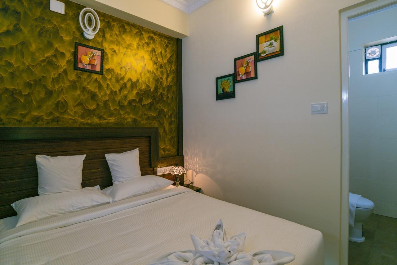 Blue Bell Cochin Airport Hotel Nedumbassery Εξωτερικό φωτογραφία